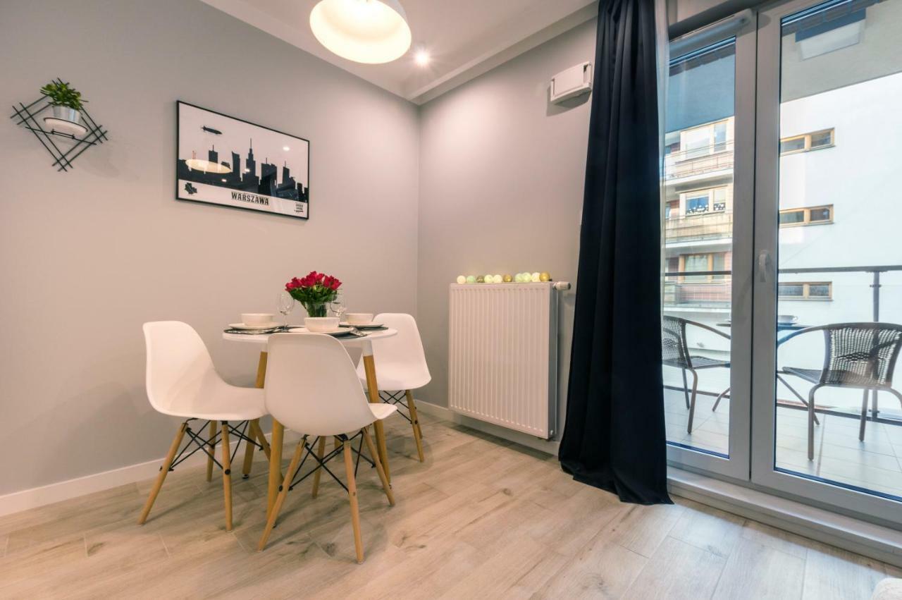 Manufaktura Praska Apartment Warsaw Luaran gambar